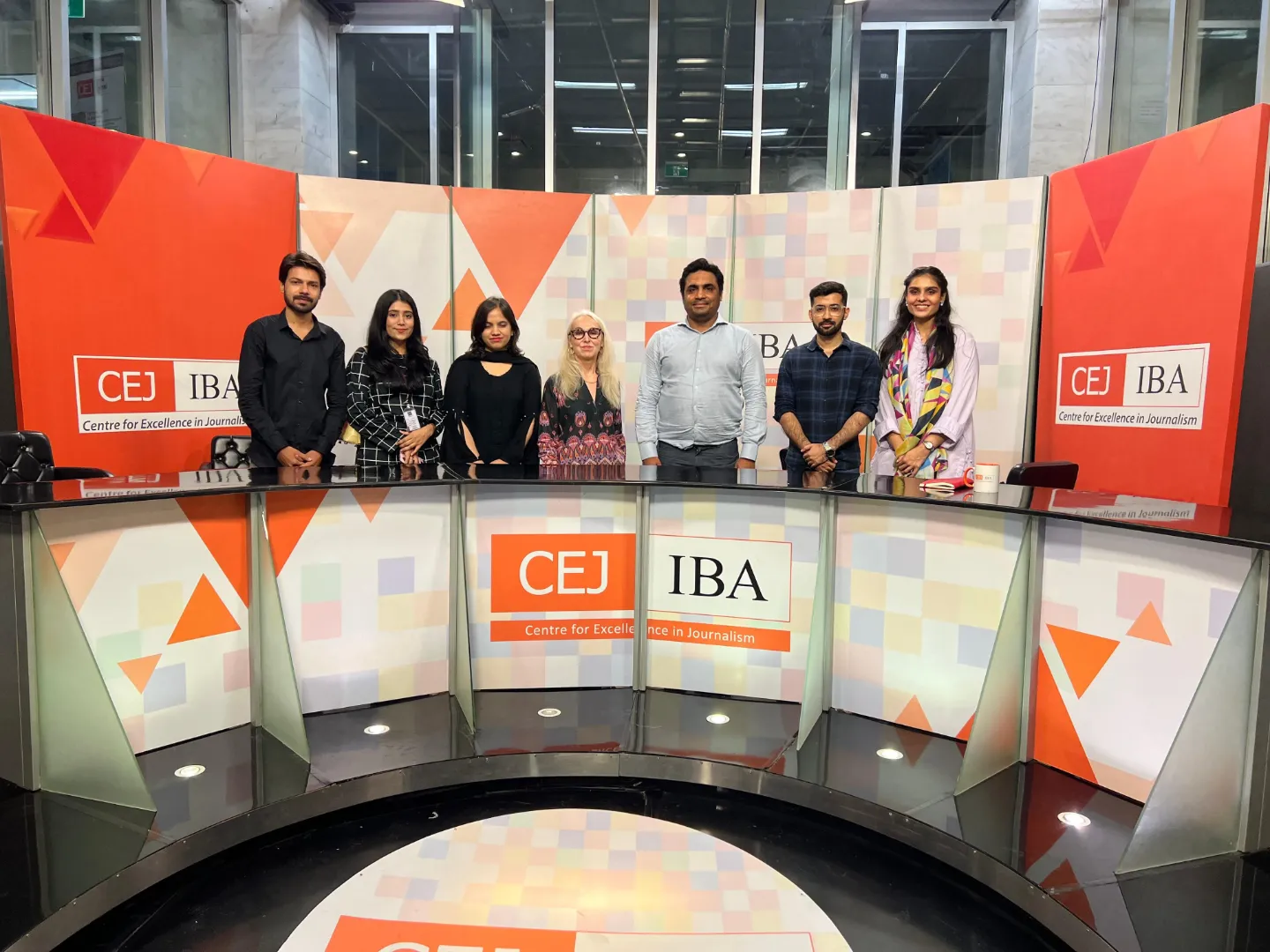 CEJ News Studio, Group Photo MSJ 2023-2024 Batch with BBC's Lynn O'Donnell and Broadcast Trainer Raheel Shakeel